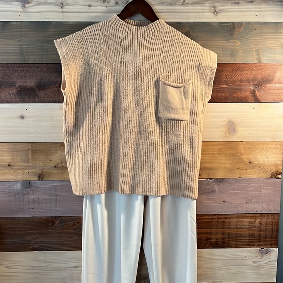 Pant/sweater set - Picture 2 of 5